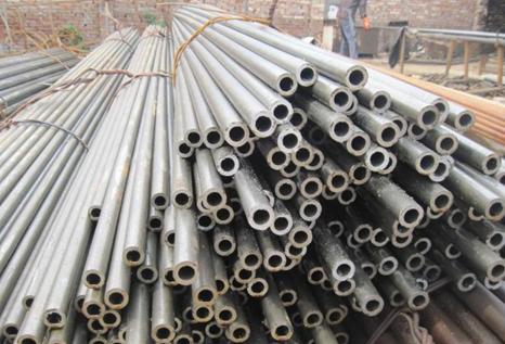 供45號(hào)小口徑無(wú)縫鋼管